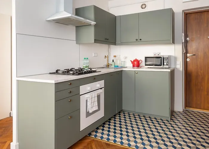 Elektrownia Powisle Standard By Bookinghost